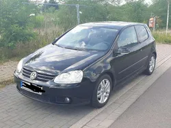 Schwarz Gebraucht 2007 VW Golf V Edition Limousine | 1.300 € (Fairer Preis)