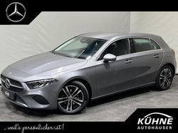 Grau Gebraucht 2024 Mercedes A200 Advanced Limousine | 26.700 € (Fairer Preis)