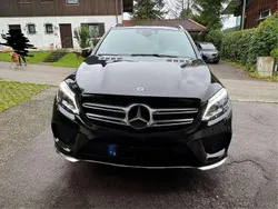 Schwarz Gebraucht 2017 Mercedes GLE500 AMG line SUV | 36.900 € (Fairer Preis)