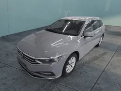 Grau Gebraucht 2023 VW Passat Elegance Kombi | 33.106 € (Fairer Preis)
