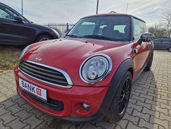 Rot Gebraucht 2012 Mini ONE Kleinwagen | 4.800 € (Etwas zu teuer)