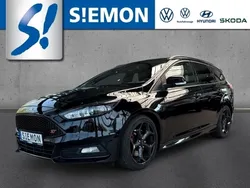 Schwarz Gebraucht 2017 Ford Focus ST Kombi | 16.930 € (Fairer Preis)