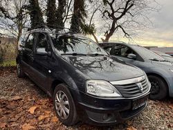 Grau "comete" Gebraucht 2009 Dacia Logan Lauréate Kombi | 1.350 € (Guter Preis)