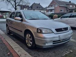 Grau Gebraucht 2003 Opel Astra Njoy Limousine | 1.999 € (Fairer Preis)