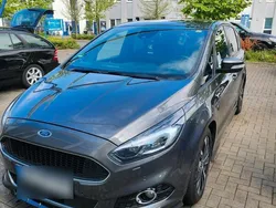 Braun Gebraucht 2019 Ford S-MAX ST-Line Van / Kleinbus | 20.500 € (Fairer Preis)