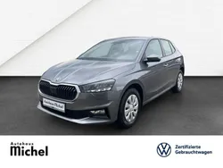 Silber Neu 2025 Skoda Fabia Essence Limousine | 20.730 € (Guter Preis)