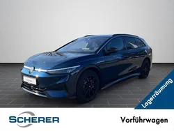 Aquamarinblau metallic Gebraucht 2025 VW ID.7 Pro Limousine | 49.980 €