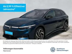 Aquamarinblau metallic schwarz Gebraucht 2024 VW ID.7 Pro Limousine | 49.850 €