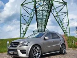 Braun Gebraucht 2009 Mercedes ML63 AMG AMG SUV | 18.900 € (Superpreis)