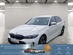 Weiß Gebraucht 2024 BMW 330e M Sport Limousine | 41.395 € (Superpreis)