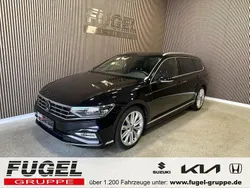 Deep black perleffekt Gebraucht 2022 VW Passat R-line Kombi | 31.899 € (Teuer)