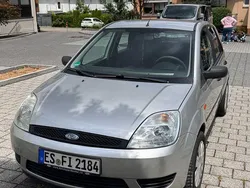 Silber Gebraucht 2005 Ford Fiesta Kleinwagen | 2.000 € (Teuer)