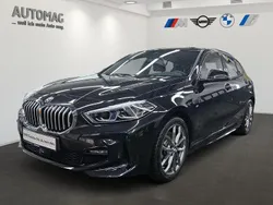 Saphirschwarz Gebraucht 2024 BMW 120 Performance Kleinwagen | 32.990 € (Fairer Preis)