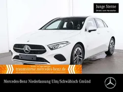 Weiß Gebraucht 2024 Mercedes A200 Advanced Limousine | 29.290 € (Fairer Preis)