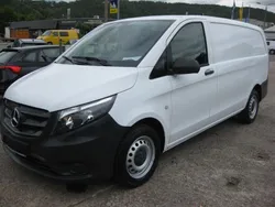 Arktikweiss Gebraucht 2020 Mercedes Vito Van / Kleinbus | 17.990 € (Guter Preis)