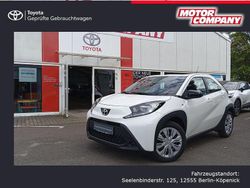 Weiß Neu 2025 Toyota Aygo X Play SUV | 19.490 €