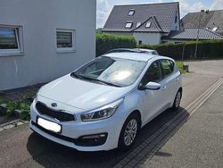 Gebraucht 2017 Kia Ceed Vision Limousine | 10.590 € (Fairer Preis)