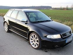 Schwarz Gebraucht 2001 Audi RS4 Sport Kombi | 27.399 € (Fairer Preis)