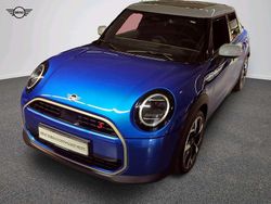 Blau Gebraucht 2024 Mini Cooper S Favoured Kleinwagen | 33.157 € (Teuer)