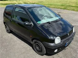 Schwarz Gebraucht 2002 Renault Twingo Privilege Kleinwagen | 750 € (Fairer Preis)