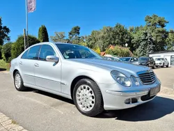 Silber Gebraucht 2005 Mercedes E200 Elegance Limousine | 4.490 € (Guter Preis)