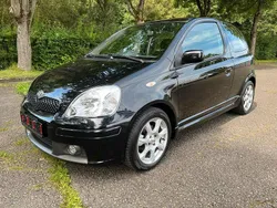 Schwarz Gebraucht 2004 Toyota Yaris Limousine | 4.700 € (Teuer)