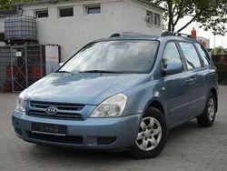 Blau Gebraucht 2009 Kia Carnival LX Van / Kleinbus | 2.700 € (Superpreis)