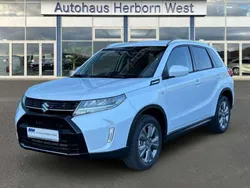 Cool white met. Gebraucht 2024 Suzuki Vitara GL SUV | 20.950 € (Fairer Preis)