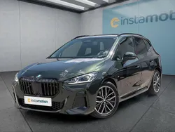 Grün Gebraucht 2024 BMW 223 Active Tourer Van / Kleinbus | 36.699 € (Teuer)