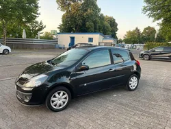 Schwarz Gebraucht 2007 Renault Clio II Kleinwagen | 2.450 € (Fairer Preis)