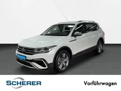 Pure white Gebraucht 2025 VW Tiguan Allspace Elegance SUV | 38.500 € (Superpreis)