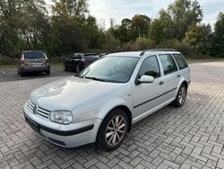 Silber Gebraucht 2000 VW Golf IV Kombi | 700 € (Guter Preis)