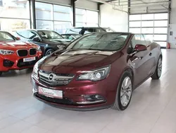 Rot Gebraucht 2013 Opel Cascada Innovation Cabrio | 10.900 € (Fairer Preis)