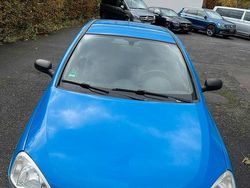 Blau Gebraucht 2002 Opel Corsa Kleinwagen | 1.150 €