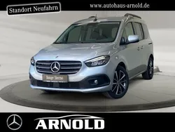 Silber (helvinsilber) Neu 2025 Mercedes 180 Progressive Limousine | 33.350 € (Guter Preis)