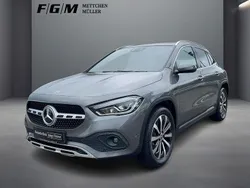 Mountaingrau met. Gebraucht 2021 Mercedes GLA250 Progressive SUV | 31.670 € (Guter Preis)