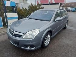 Blau Gebraucht 2006 Opel Signum Kleinwagen | 1.900 € (Fairer Preis)