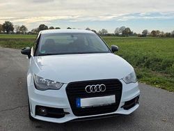 Weiß Gebraucht 2013 Audi A1 S-Line Kleinwagen | 10.500 € (Etwas zu teuer)