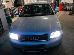Blau Gebraucht 2001 Audi A4 Limousine | 1.000 € (Superpreis)