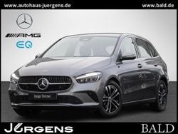 Grau Gebraucht 2024 Mercedes B200 Progressive Van / Kleinbus | 29.330 € (Superpreis)