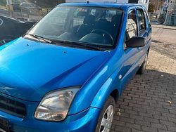Blau Gebraucht 2004 Subaru Justy Kleinwagen | 2.500 € (Fairer Preis)