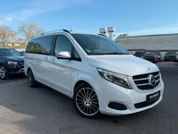 Weiß Gebraucht 2017 Mercedes V250 Van / Kleinbus | 39.800 € (Fairer Preis)