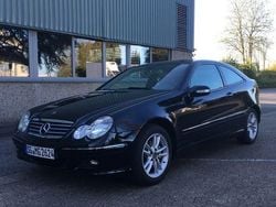 Schwarz Gebraucht 2006 Mercedes CL180 Coupé | 3.700 €