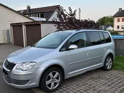 Silber Gebraucht 2009 VW Touran United Van / Kleinbus | 4.299 € (Fairer Preis)