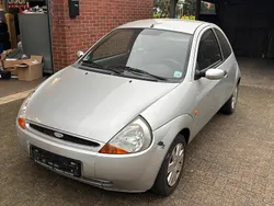 Silber Gebraucht 2005 Ford Ka Kleinwagen | 550 €