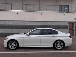 Weiß Gebraucht 2014 BMW 530 M Sport Limousine | 25.000 €