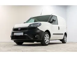 Weiss Gebraucht 2021 Fiat Doblò Van / Kleinbus | 9.480 € (Guter Preis)