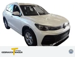 Weiß Gebraucht 2024 VW Tiguan R-line SUV | 40.490 € (Fairer Preis)