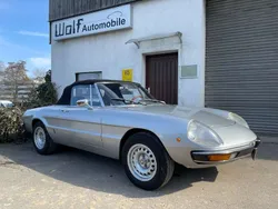 Silber Gebraucht 1976 Alfa Romeo Spider Cabrio | 15.600 €