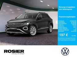 Schwarz / deep black Gebraucht 2024 VW T-Roc Style SUV | 28.660 € (Guter Preis)